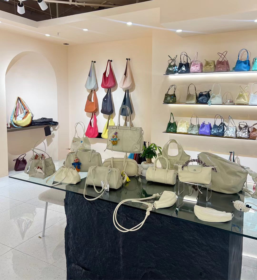 Cream handbag collection in the Sunchain photo collection