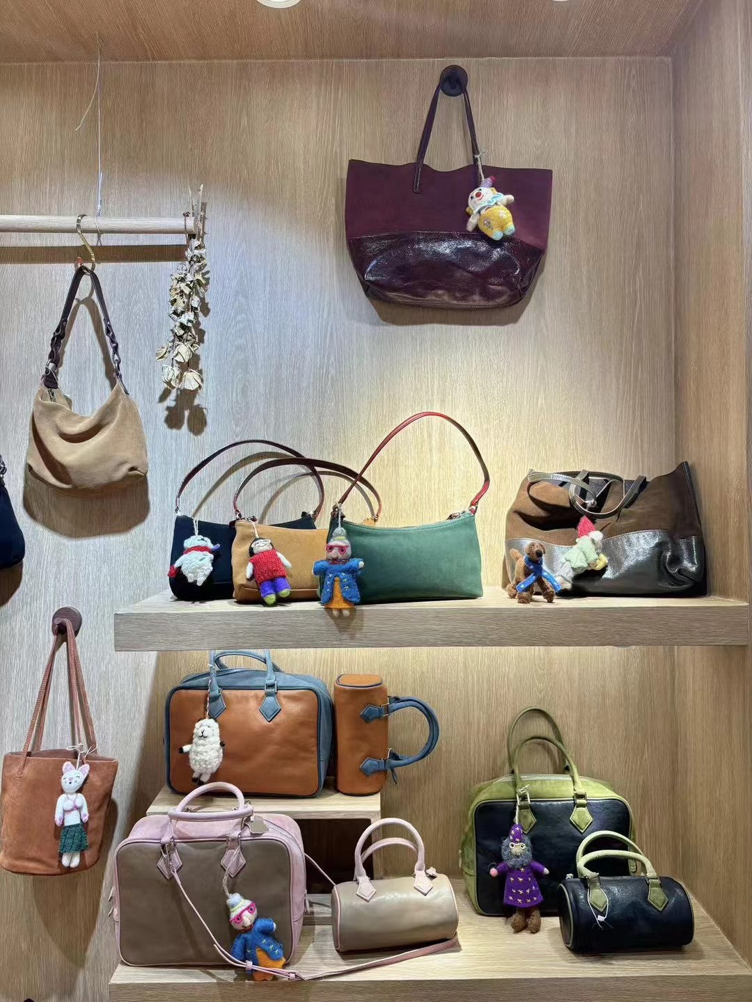 Colour-block bags and satchels in the Sunchain photo collection